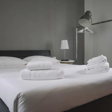 Italianway-ugo Bassi Apartamento *